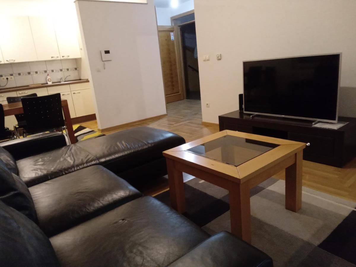 Апартаменты Apartman Peace Сараево Экстерьер фото