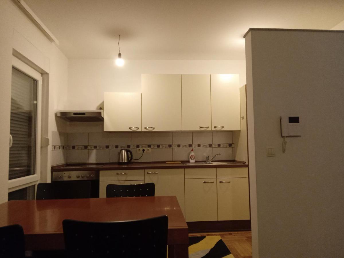 Апартаменты Apartman Peace Сараево Экстерьер фото