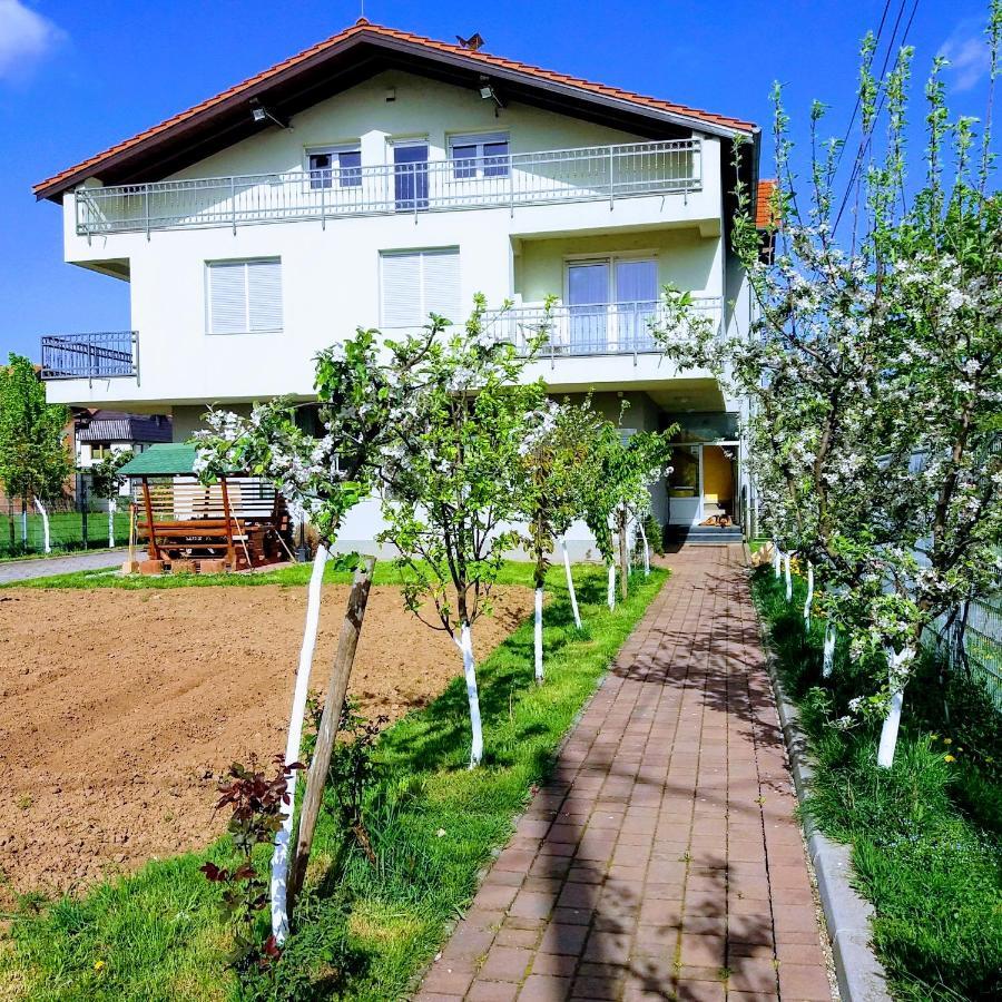 Апартаменты Apartman Peace Сараево Экстерьер фото